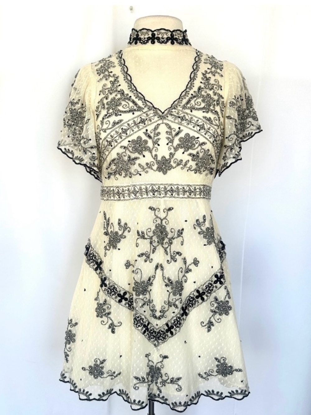 ZARA LTD EDTN HIGH NECK EMBROIDERED COQUETTE ANGELCORE MESH MINI DRESS NEW SzM